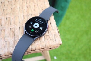 The Wear OS spotify app has been revamped